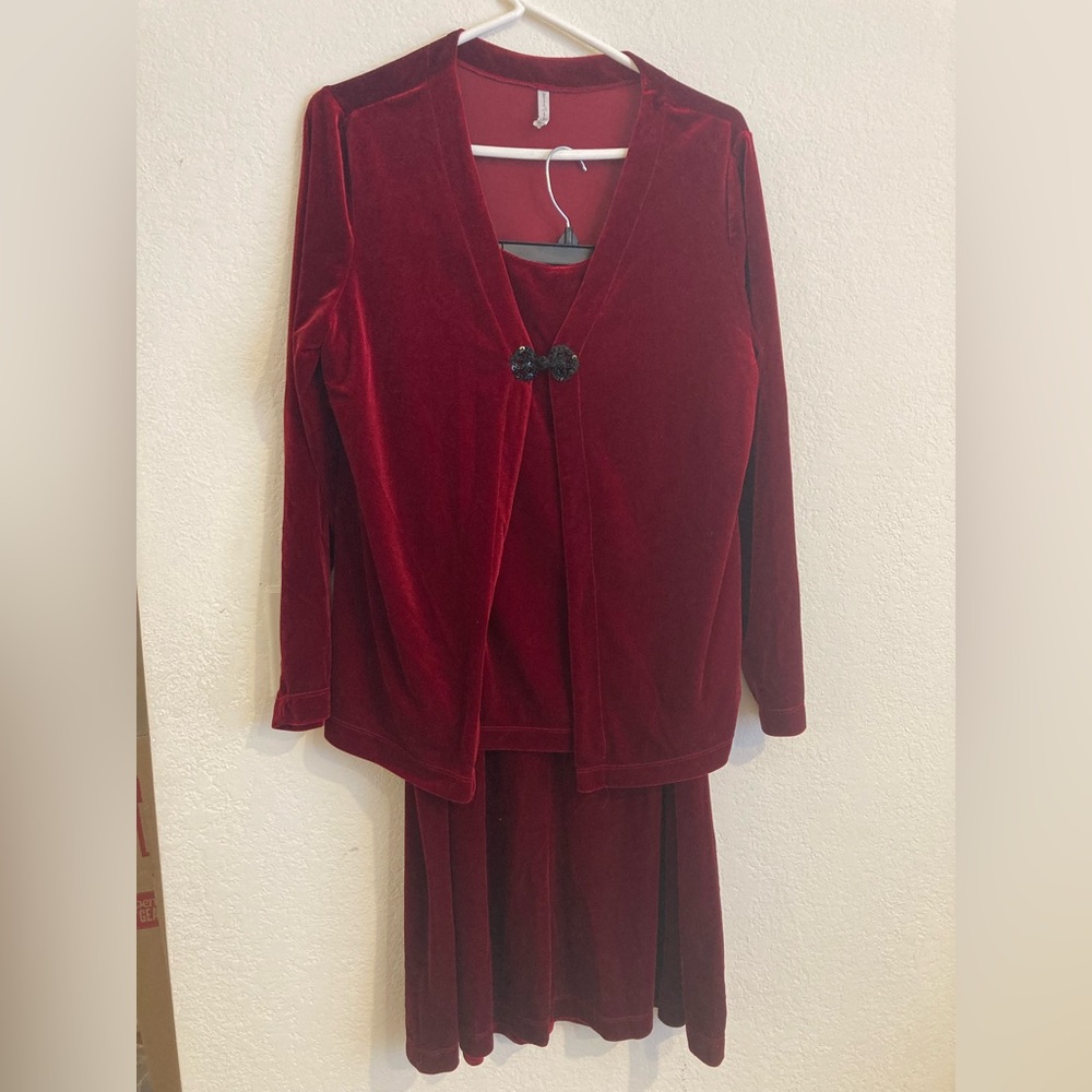 Red Velour Skirt Set White Stag Large